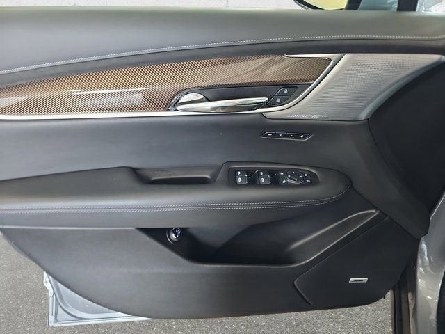 2025 Cadillac XT6 Sport