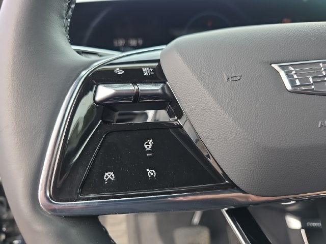 2024 Cadillac LYRIQ Luxury 1