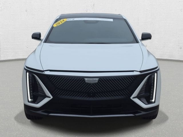 2024 Cadillac LYRIQ Luxury 2