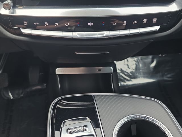 2024 Cadillac LYRIQ Sport 1