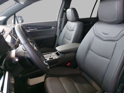 2025 Cadillac LYRIQ Sport 1