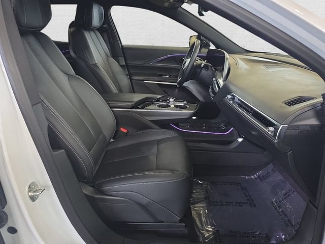 2024 Cadillac LYRIQ Sport 2