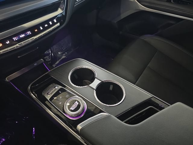 2024 Cadillac LYRIQ Sport 2