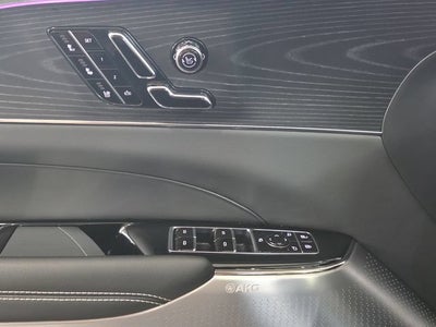 2024 Cadillac LYRIQ Sport 2