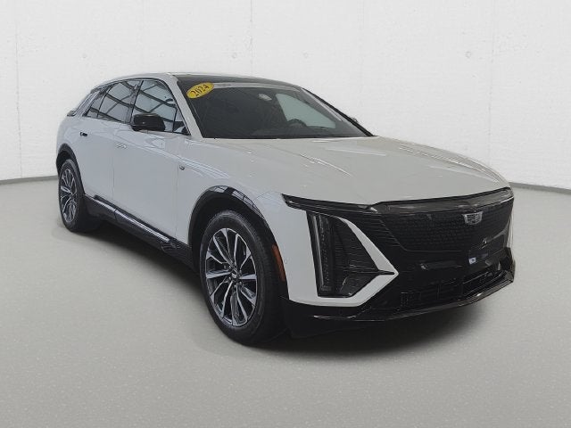 2024 Cadillac LYRIQ Sport 2