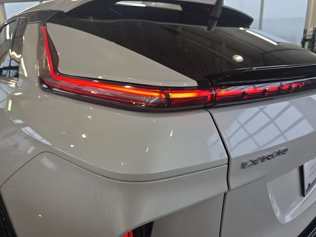2024 Cadillac LYRIQ Sport 2