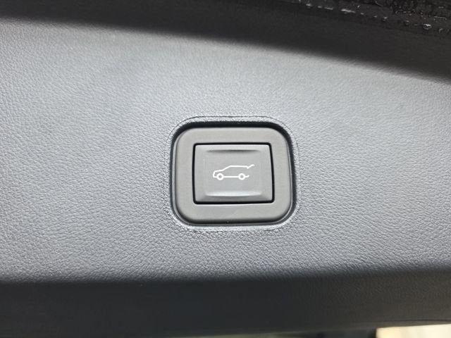 2026 Cadillac LYRIQ Premium Sport