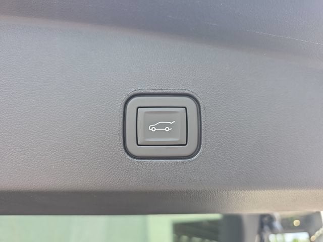2027 Cadillac LYRIQ Signature Sport