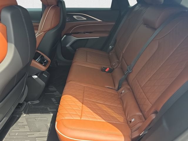 2027 Cadillac LYRIQ Signature Sport