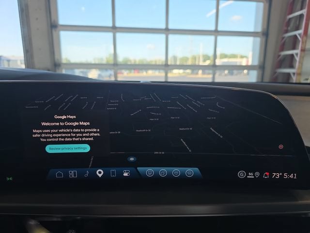 2027 Cadillac LYRIQ Signature Sport