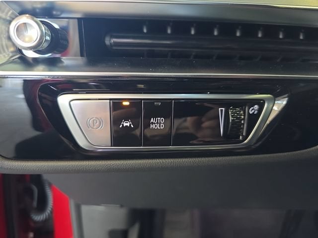 2027 Cadillac LYRIQ Signature Sport
