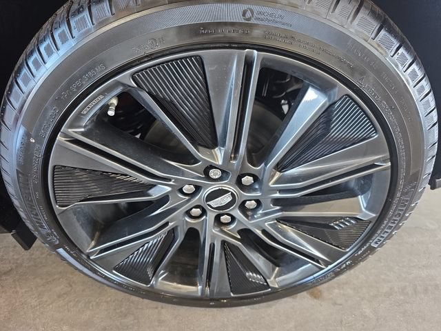 2027 Cadillac LYRIQ Signature Sport