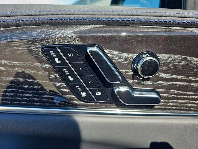 2026 Cadillac ESCALADE IQL Sport