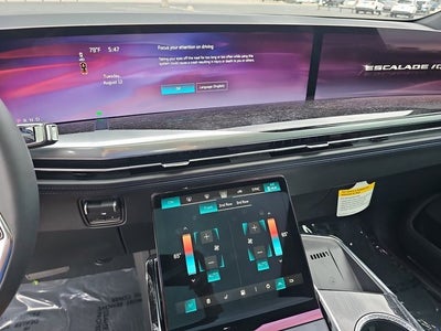 2026 Cadillac ESCALADE IQL Sport