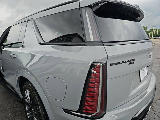 2026 Cadillac ESCALADE IQL Sport