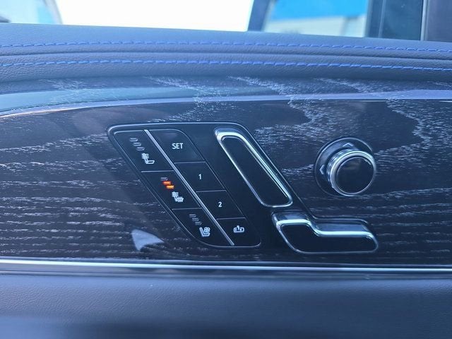 2026 Cadillac ESCALADE IQL Sport