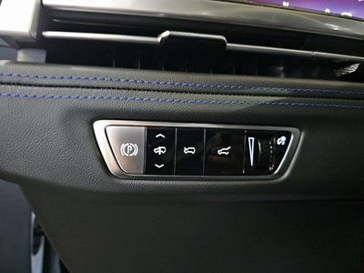 2026 Cadillac ESCALADE IQL Sport