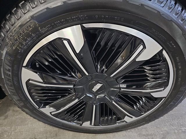 2026 Cadillac ESCALADE IQL Sport