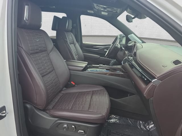 2023 Cadillac Escalade Premium Luxury Platinum