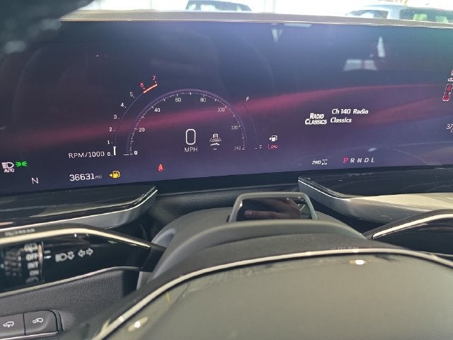 2025 Cadillac Escalade ESV Sport