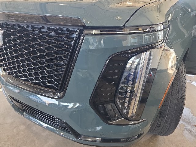2025 Cadillac Escalade ESV Sport