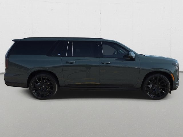 2025 Cadillac Escalade ESV Sport