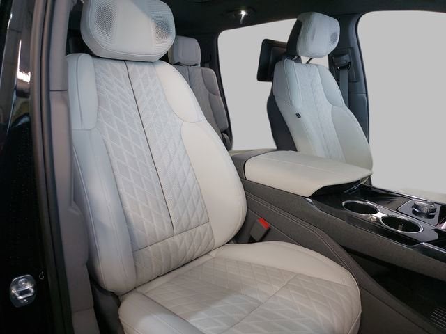 2025 Cadillac ESCALADE IQ Luxury 1