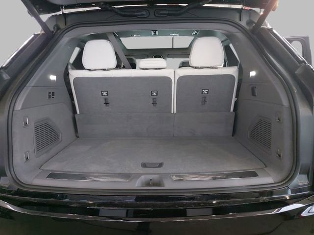 2025 Cadillac ESCALADE IQ Luxury 1