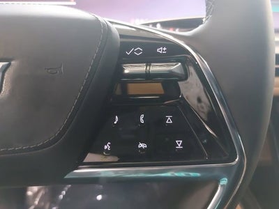 2025 Cadillac ESCALADE IQ Luxury 2