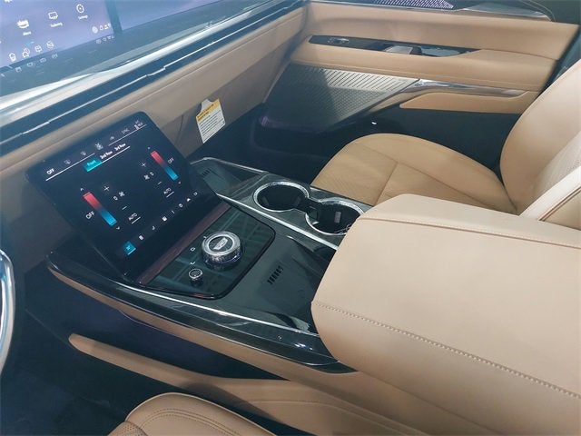 2025 Cadillac ESCALADE IQ Luxury 2