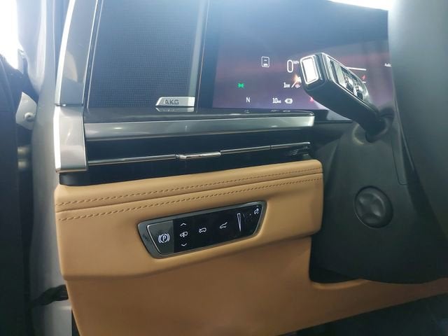 2025 Cadillac ESCALADE IQ Luxury 2