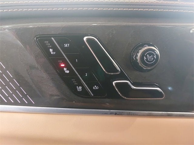 2025 Cadillac ESCALADE IQ Luxury 2