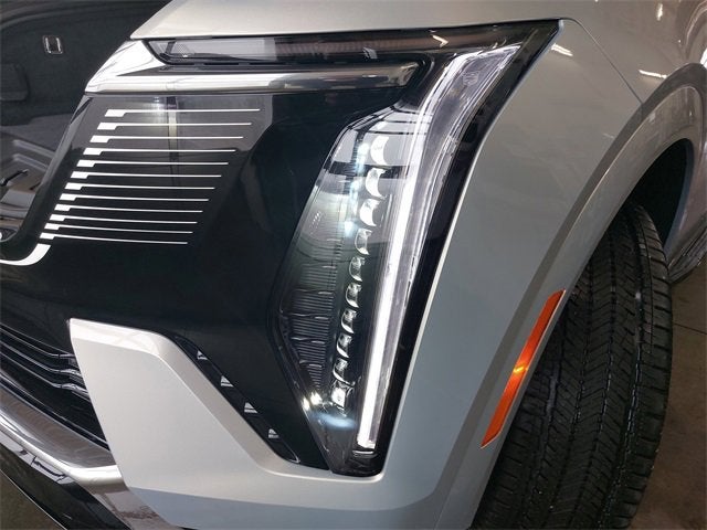 2025 Cadillac ESCALADE IQ Luxury 2