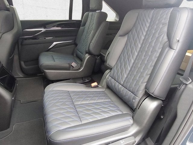 2025 Cadillac ESCALADE IQ Sport 1