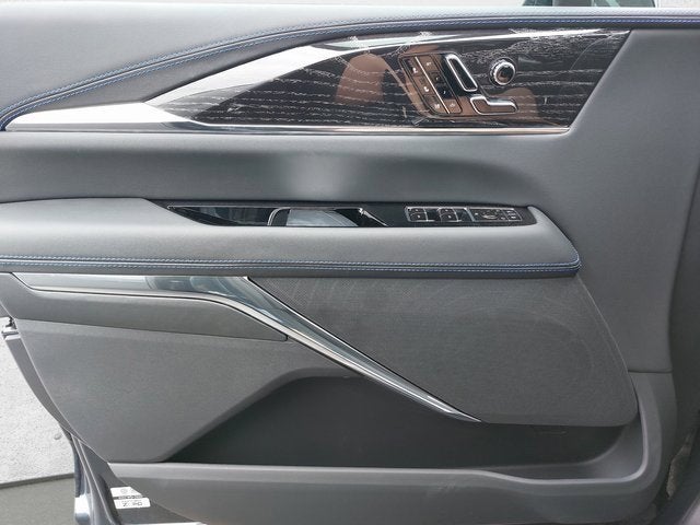 2025 Cadillac ESCALADE IQ Sport 1