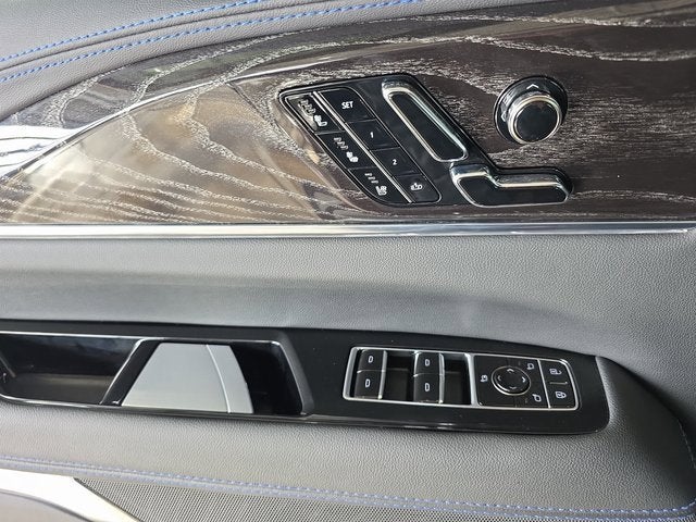 2026 Cadillac ESCALADE IQ Sport