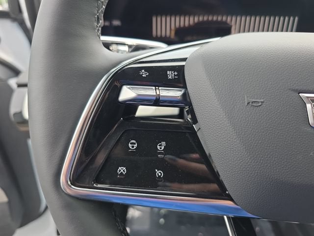 2027 Cadillac OPTIQ Luxury