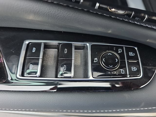 2027 Cadillac OPTIQ Luxury