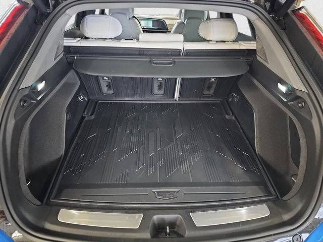 2026 Cadillac OPTIQ Premium Luxury