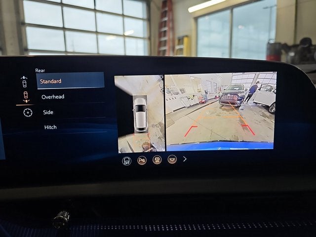 2026 Cadillac OPTIQ Premium Luxury