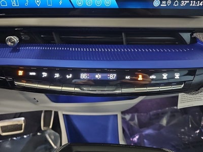 2026 Cadillac OPTIQ Premium Luxury