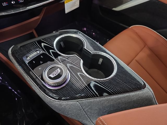 2027 Cadillac OPTIQ Premium Luxury