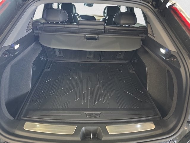 2026 Cadillac OPTIQ Premium Luxury