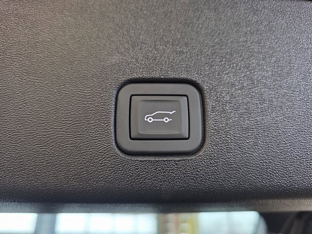 2026 Cadillac OPTIQ Premium Luxury