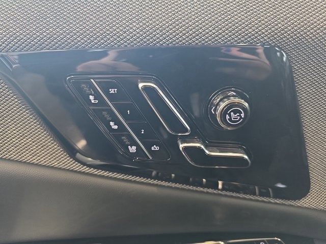 2026 Cadillac OPTIQ Premium Luxury