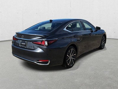 2025 Lexus ES 300h