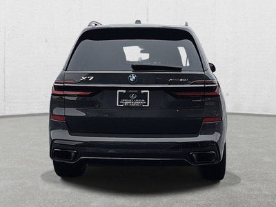 2024 BMW X7 xDrive40i
