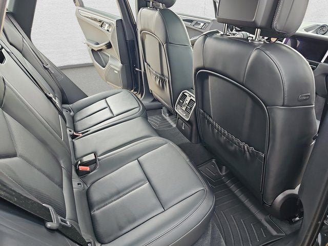 2024 Porsche Macan AWD