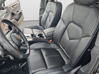 2024 Porsche Macan AWD