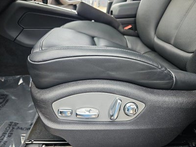 2024 Porsche Macan AWD